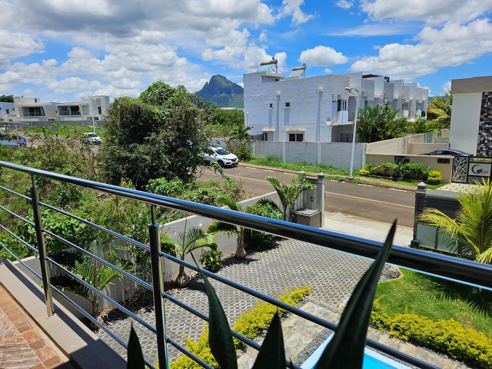 Villa Aahana - Flic-en-Flacq Екстериор снимка